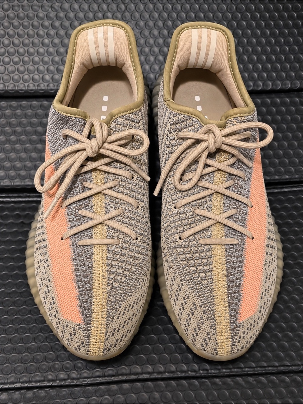 Yeezy Boost Low-Top Sneakers in Beige and Coral Accent